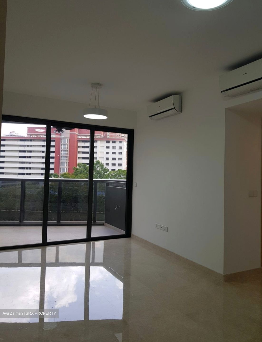 Commonwealth Towers (D3), Condominium #384141011